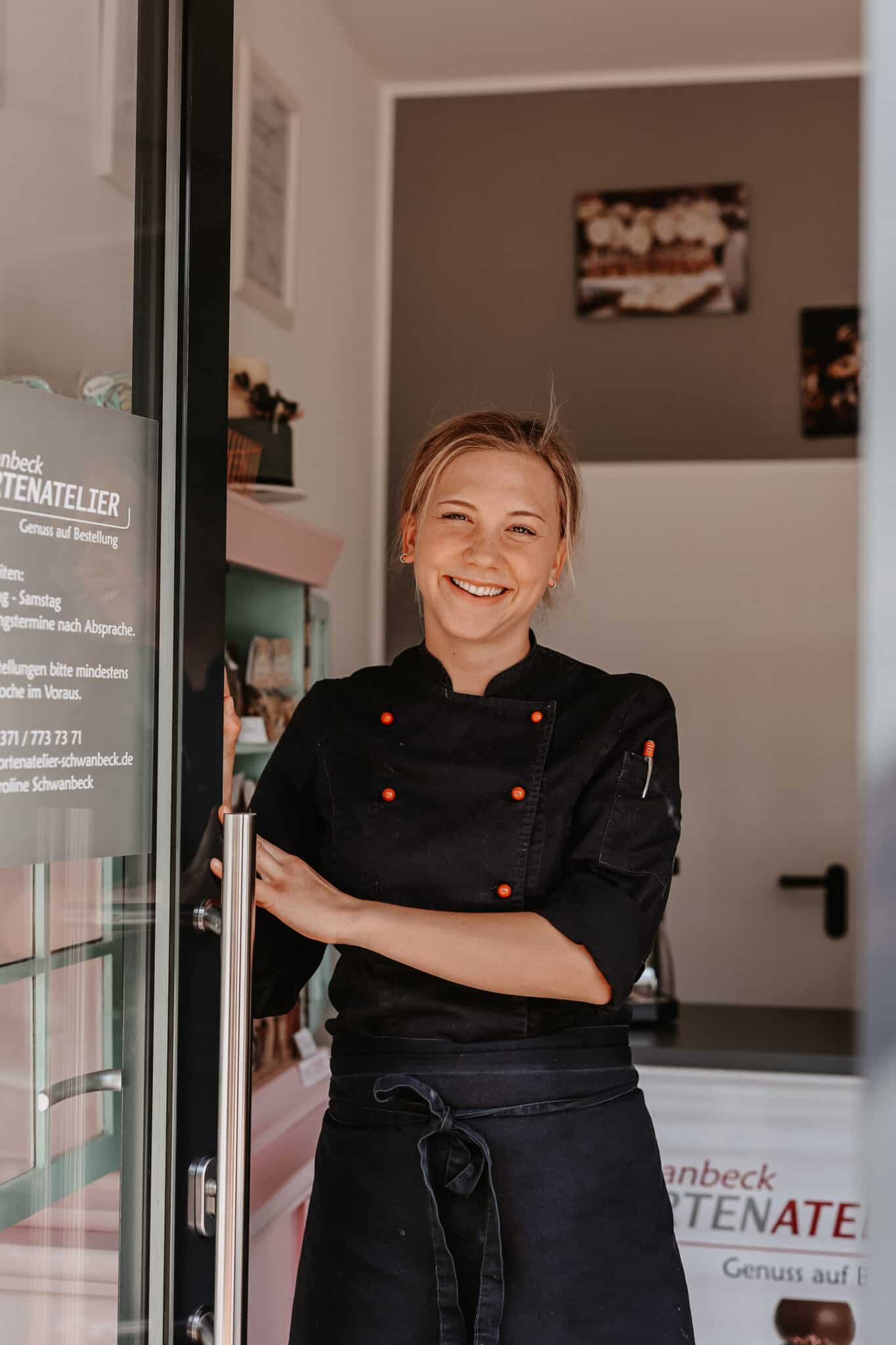 Das aktuelle Weihnachts-Programm / Werksverkauf 24.12. - Tortenatelier ...