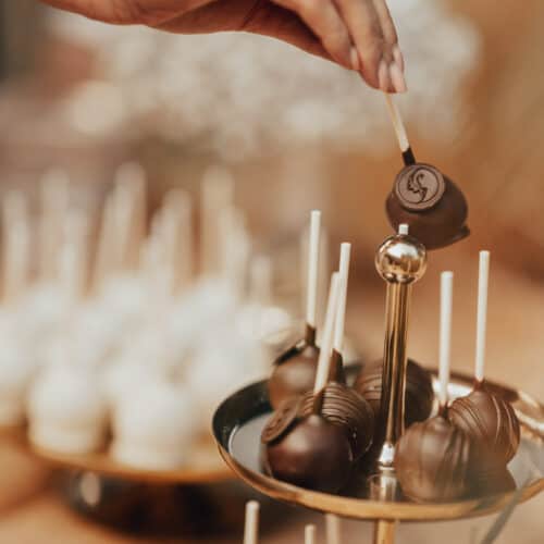 Cake Pops mit Siegel