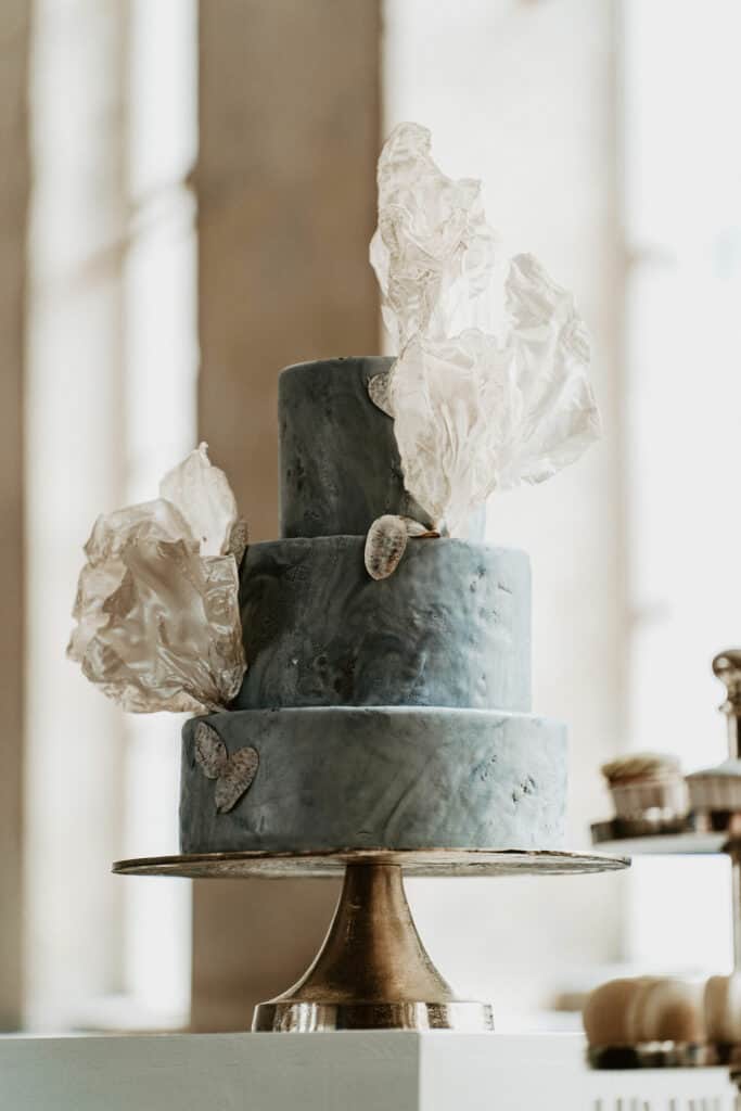 Hochzeitstorte chic & modern